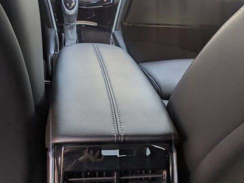 Used 2014 Cadillac XTS Premium AWD/4WD image 32