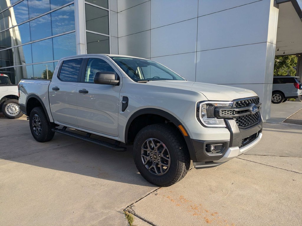 New 2026 Ford Ranger XLT w/ Equipment Group 301A High RWD image 2