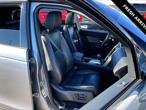 Used 2020 Land Rover Discovery Sport HSE R-Dynamic image 28