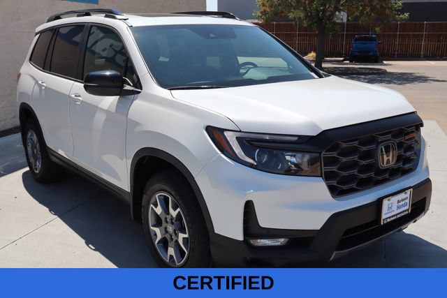 Used 2023 Honda Passport TrailSport image 3