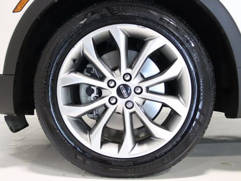 Used 2017 Lincoln MKC Select w/ Lincoln MKC Climate Package image 76