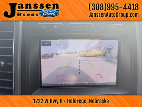 Used 2020 Ford Expedition XLT w/ Equipment Group 202A AWD/4WD image 22