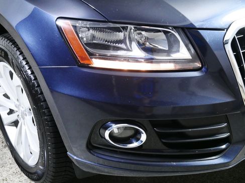 Used 2013 Audi Q5 2.0T Premium w/ Convenience Pkg AWD/4WD image 16