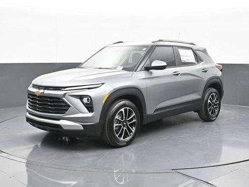 New 2026 Chevrolet TrailBlazer LT w/ Convenience Package FWD image 4