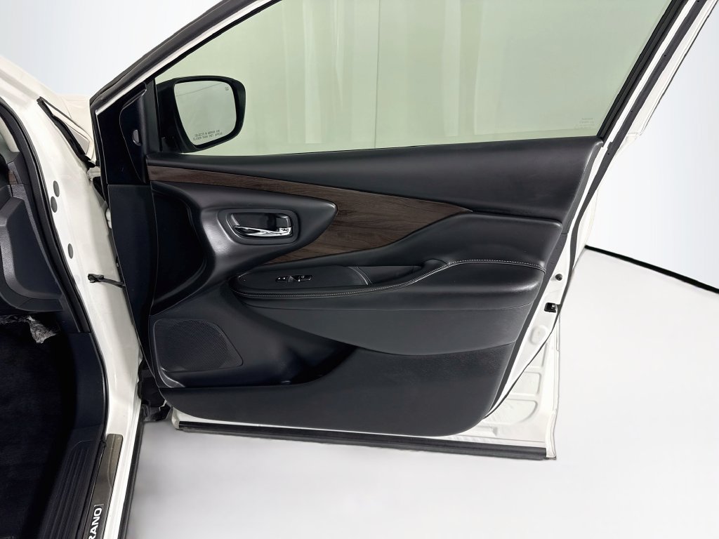Used 2019 Nissan Murano Platinum w/ Cargo Package FWD image 25