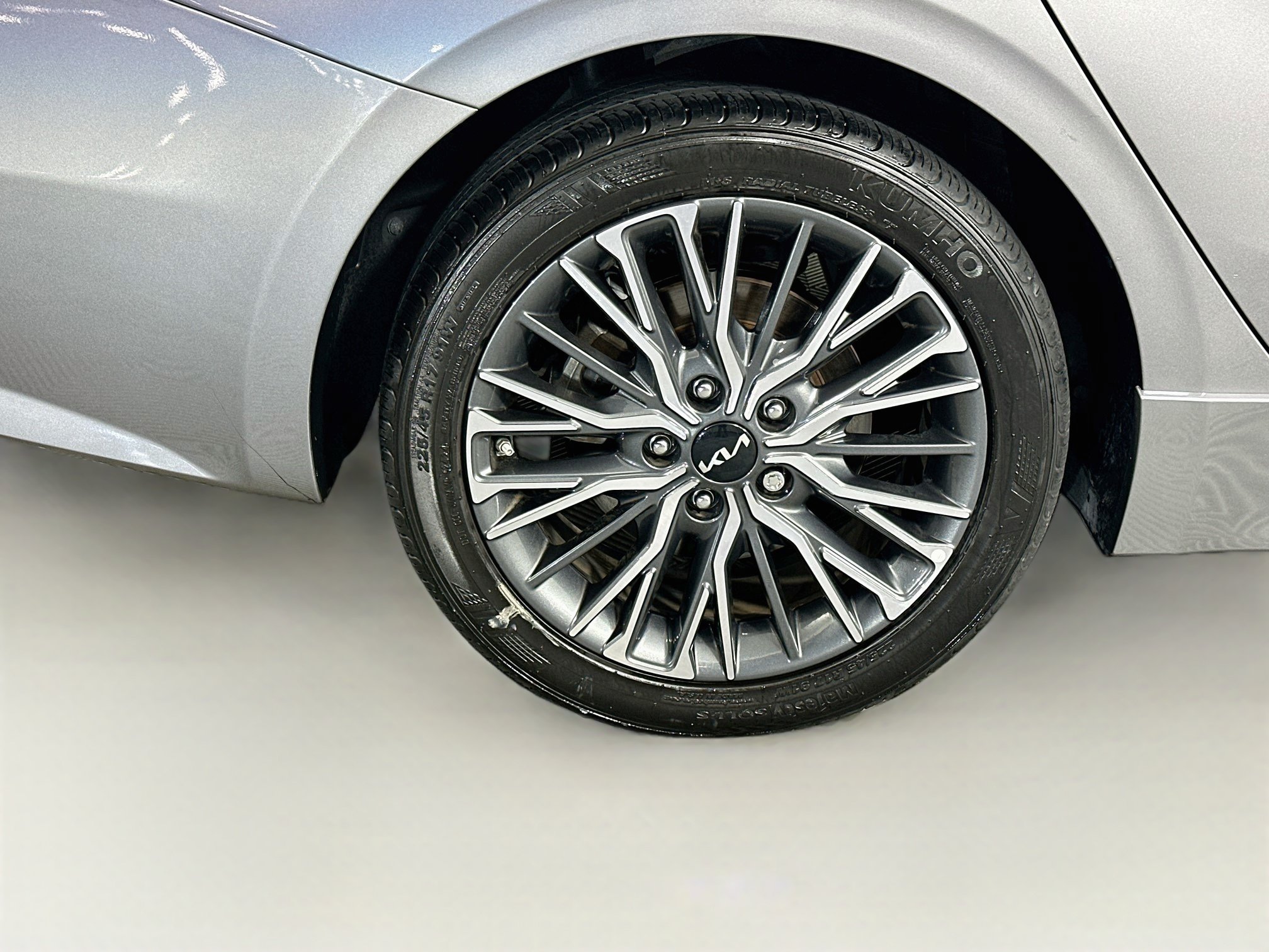 Used 2024 Kia Forte GT-Line FWD image 11