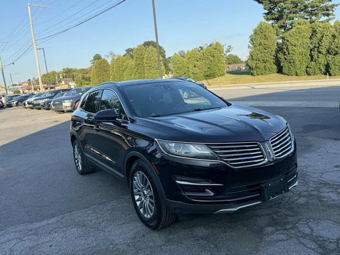 Used 2016 Lincoln MKC Reserve w/ Lincoln MKC Climate Package image 3