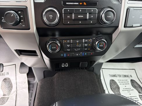 Used 2020 Ford F150 Lariat AWD/4WD image 26