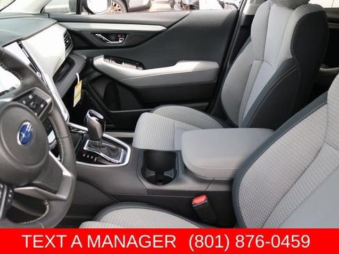 Used 2025 Subaru Outback Premium AWD/4WD image 21
