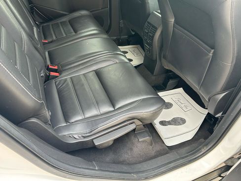 Used 2018 Ford Escape Titanium image 11