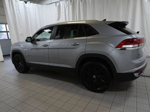 Used 2024 Volkswagen Atlas Cross Sport SE w/ Panoramic Sunroof Package AWD/4WD image 10