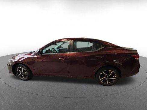 Used 2025 Nissan Sentra SV FWD image 4