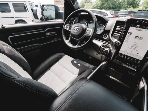 Used 2023 RAM 1500 Big Horn AWD/4WD image 44