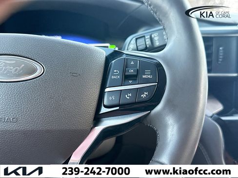 Used 2022 Ford Explorer Platinum w/ Technology Package image 38