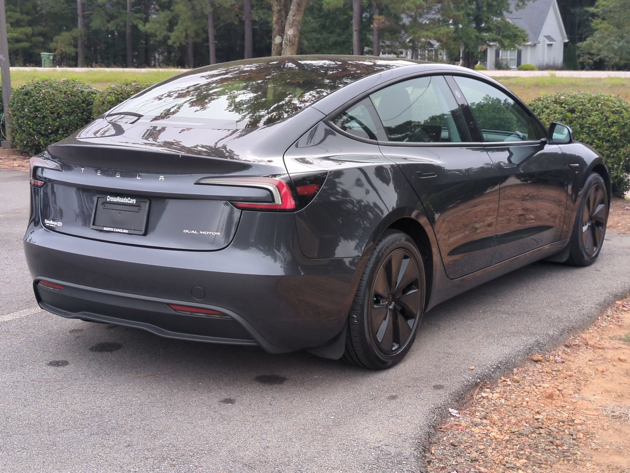 Used 2025 Tesla Model 3 Long Range AWD/4WD image 3
