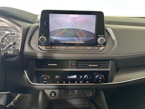Certified 2026 Nissan Rogue SV AWD/4WD image 22
