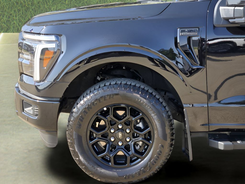 Used 2025 Ford F150 Lariat w/ FX4 Off-Road Package AWD/4WD image 10