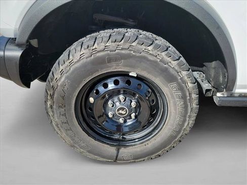 Used 2023 Ford Bronco Black Diamond AWD/4WD image 8