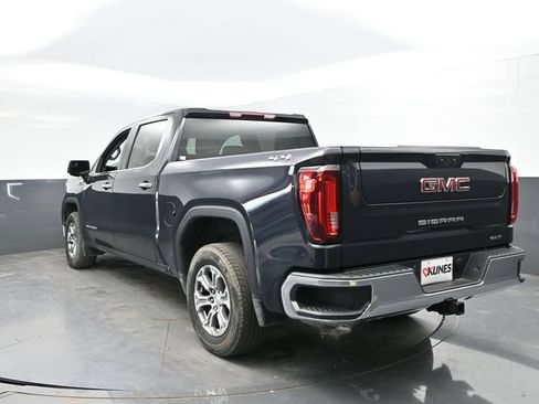Used 2025 GMC Sierra 1500 SLT AWD/4WD image 10