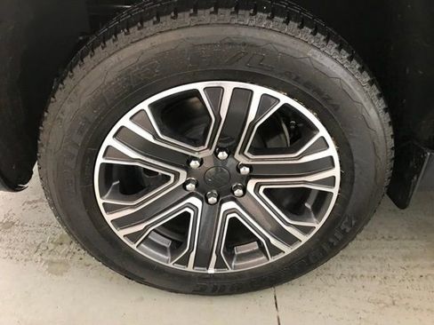 Used 2024 Jeep Wagoneer L Series II w/ Flexible Seating Group image 35