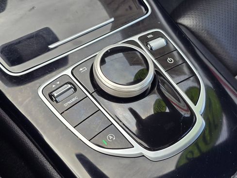 Used 2018 Mercedes-Benz C 300 4MATIC Sedan image 30