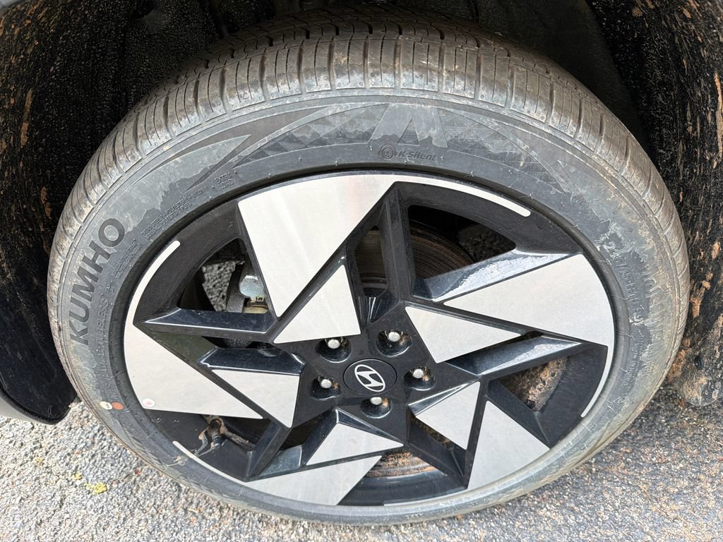 New 2026 Hyundai Kona Limited FWD image 11