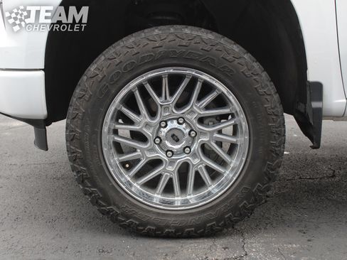 Used 2024 Chevrolet Silverado 1500 Custom image 30