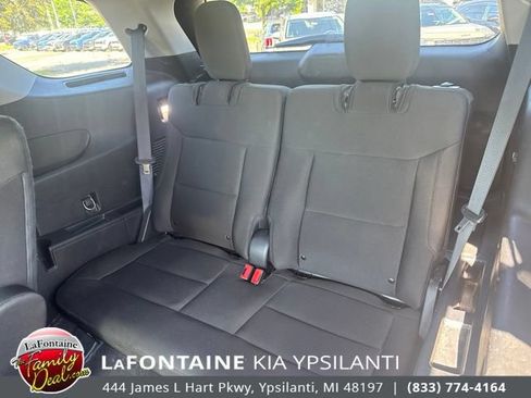 Used 2022 Ford Explorer XLT w/ Class IV Trailer Tow Package AWD/4WD image 11