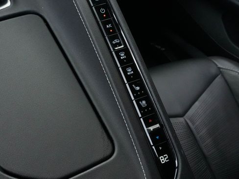 Used 2024 Chevrolet Corvette Stingray Preferred Cpe w/ Z51 Performance Package image 31