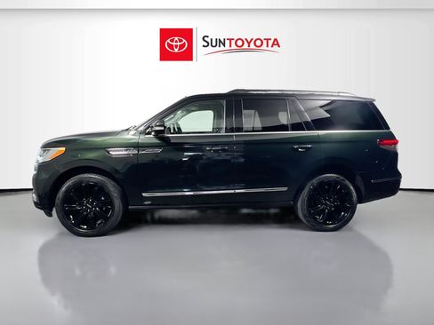 Used 2024 Lincoln Navigator Black Label AWD/4WD image 7