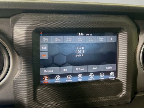 Used 2022 Jeep Wrangler Willys image 15