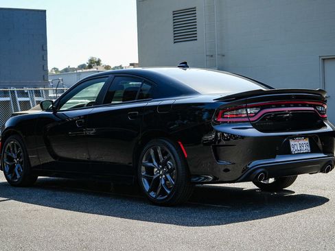 Used 2022 Dodge Charger GT w/ Blacktop Package RWD image 4