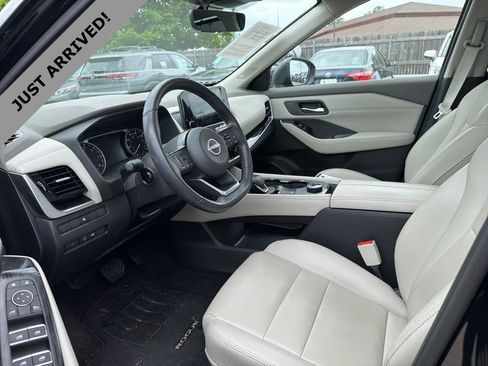 Certified 2023 Nissan Rogue SL w/ SL Premium Package image 10