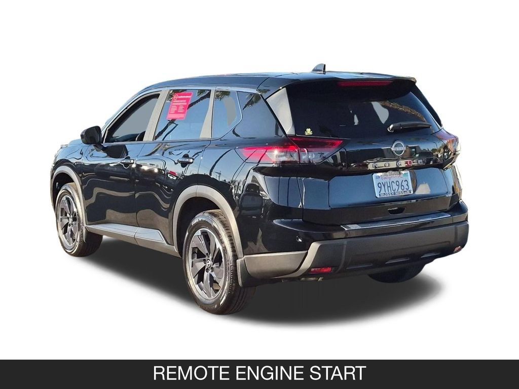 Certified 2026 Nissan Rogue SV FWD image 7