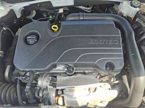 Used 2024 Chevrolet Malibu LT FWD image 28