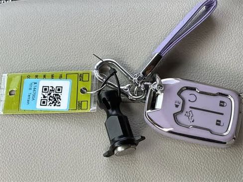 Used 2018 GMC Terrain Denali w/ Advanced Safety Package image 38