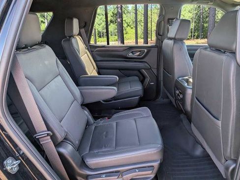 Used 2024 Chevrolet Tahoe Z71 w/ Luxury Package AWD/4WD image 18