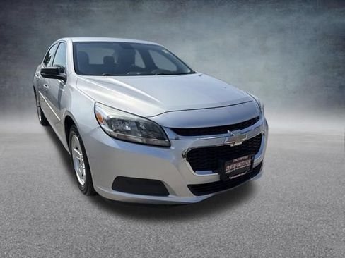 Used 2014 Chevrolet Malibu LS w/ Protection Package FWD image 4