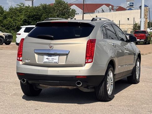 Used 2010 Cadillac SRX Luxury FWD image 6
