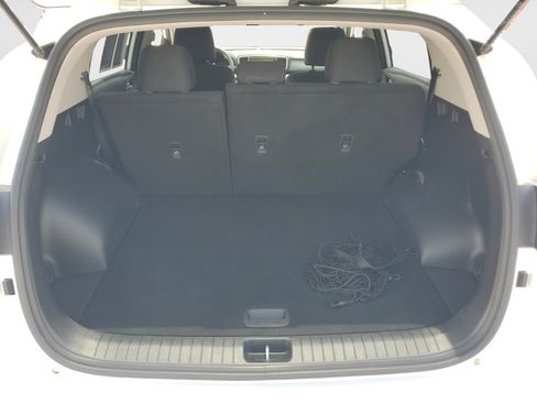 Used 2018 Kia Sportage LX FWD image 10