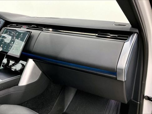 Used 2023 Land Rover Range Rover SE AWD/4WD image 19