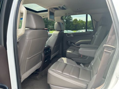 Used 2017 GMC Yukon Denali w/ Open Road Package AWD/4WD image 14