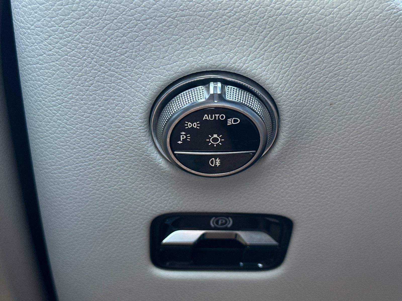 Certified 2026 Mercedes-Benz GLC 300 4MATIC image 30