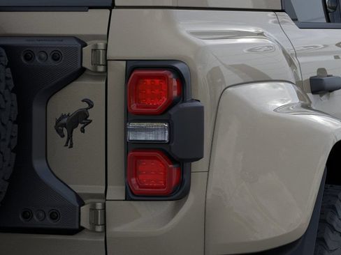 New 2026 Ford Bronco Raptor AWD/4WD image 23