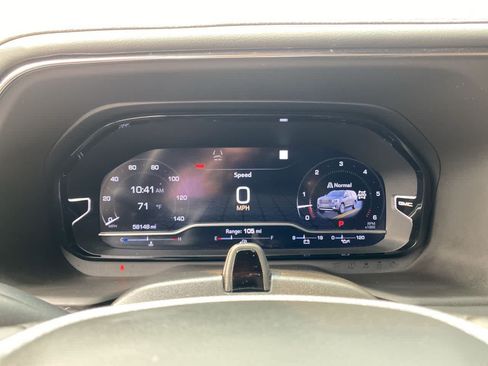 Used 2023 GMC Yukon XL Denali Ultimate AWD/4WD image 27