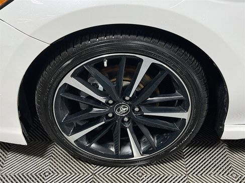 Used 2018 Toyota Camry XSE w/ Driver Assist Package image 27