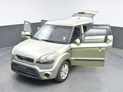 Used 2013 Kia Soul FWD image 47