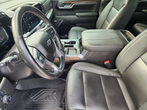 Used 2024 Chevrolet Silverado 1500 LT Trail Boss w/ LT Trail Boss Premium Package AWD/4WD image 14