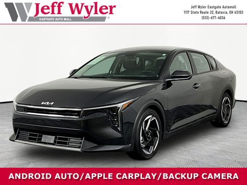 Certified 2025 Kia K4 EX FWD image 1