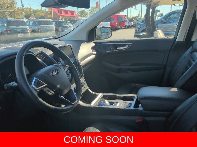 Used 2024 Ford Edge SEL w/ Convenience Package AWD/4WD image 4